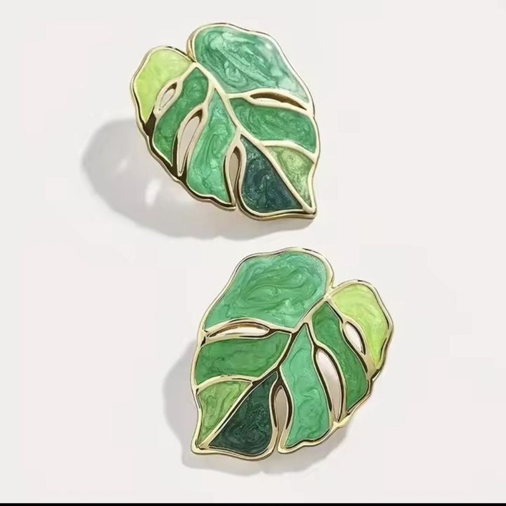 Earrings Women's Hollow Leaf 18K‎ Green New F80